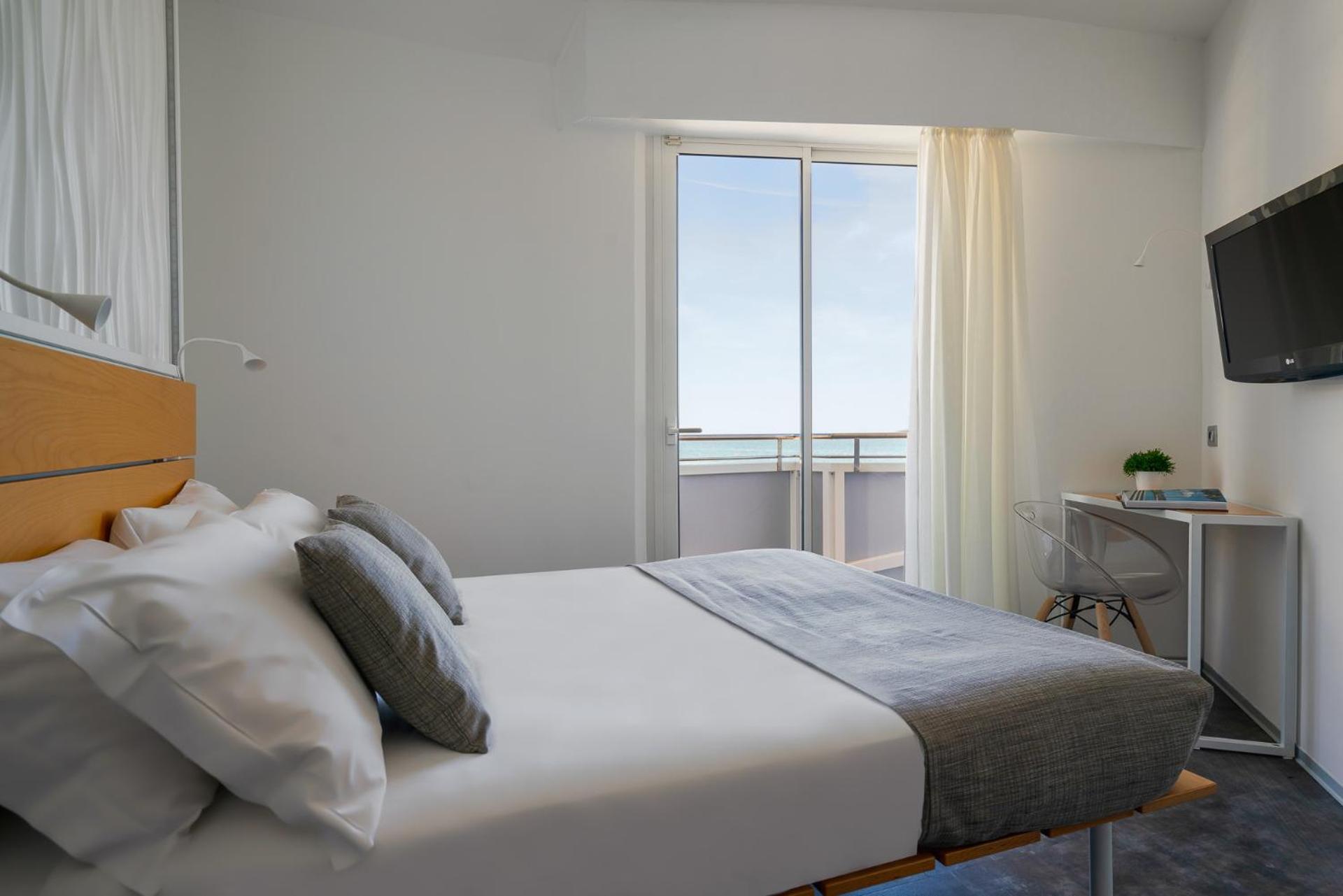 Hotel Rex - Fronte Mare Риччоне Экстерьер фото